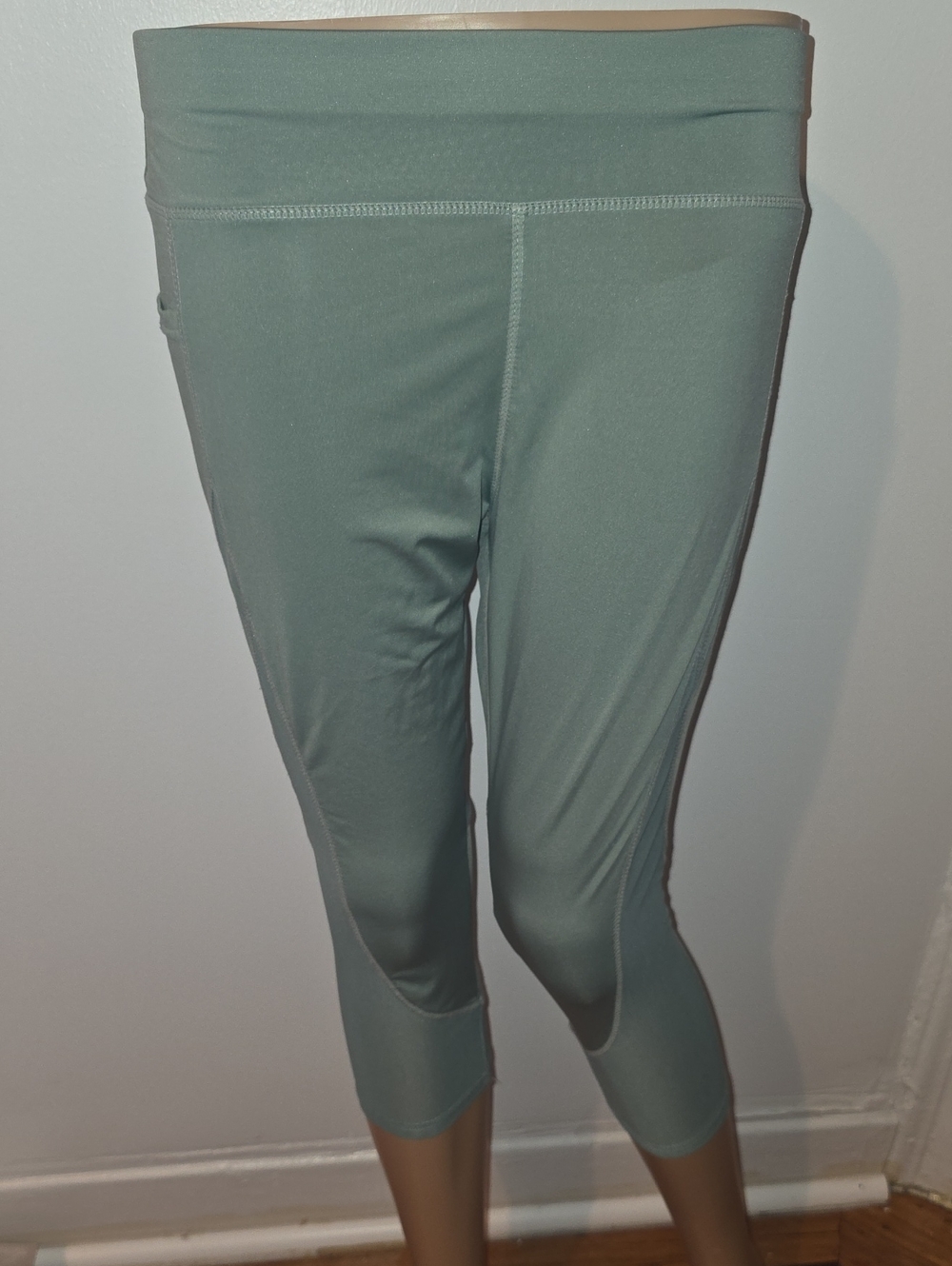 Light Sage Green Capri Leggings